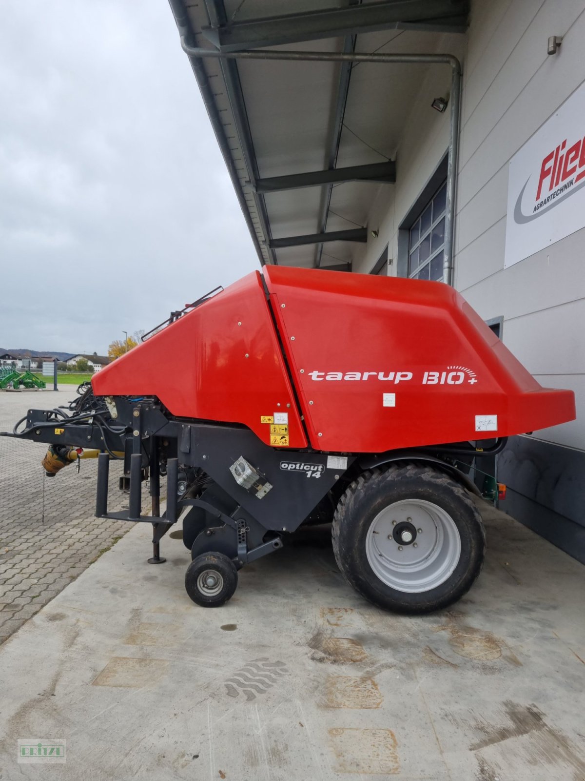 Press-/Wickelkombination typu Taarup BIO+, Gebrauchtmaschine v Bruckmühl (Obrázek 1)