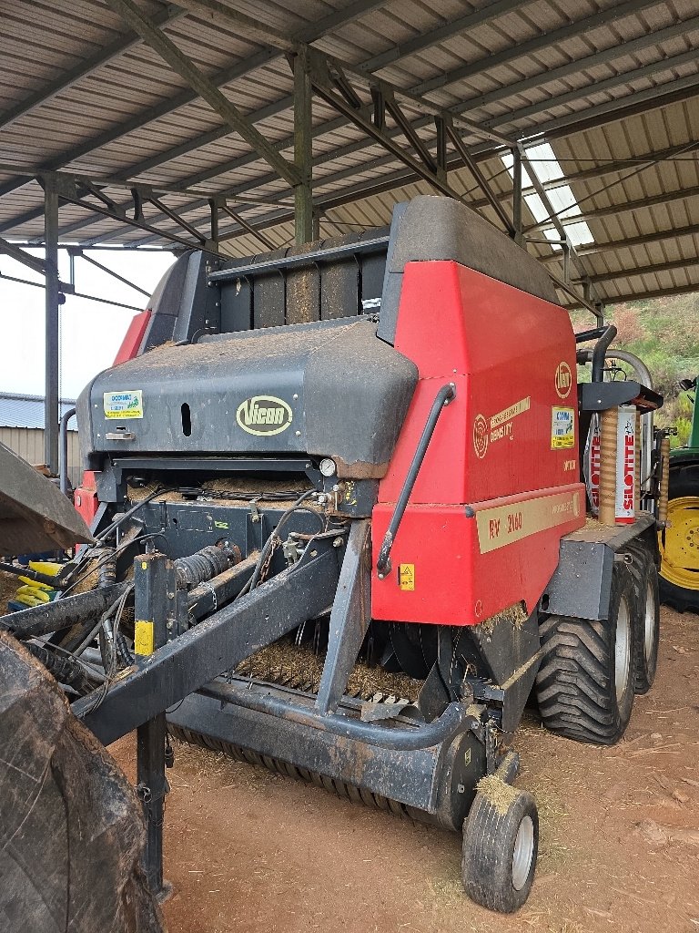 Press-/Wickelkombination des Typs Vicon RV 2160, Gebrauchtmaschine in Calmont (Bild 1)