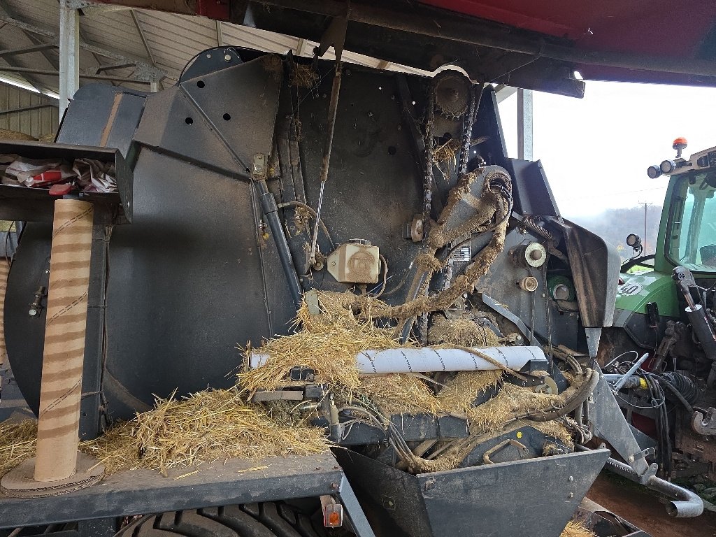 Press-/Wickelkombination des Typs Vicon RV 2160, Gebrauchtmaschine in Calmont (Bild 8)