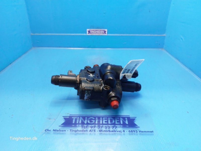 Pumpe (Hydraulik) des Typs New Holland FX38, gebraucht in Hemmet (Bild 1)