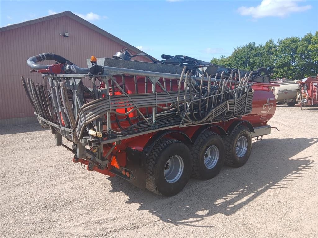 Pumpfass типа AP GV 25  m. 24 meter AP slangebom, Gebrauchtmaschine в Nykøbing Mors (Фотография 4)