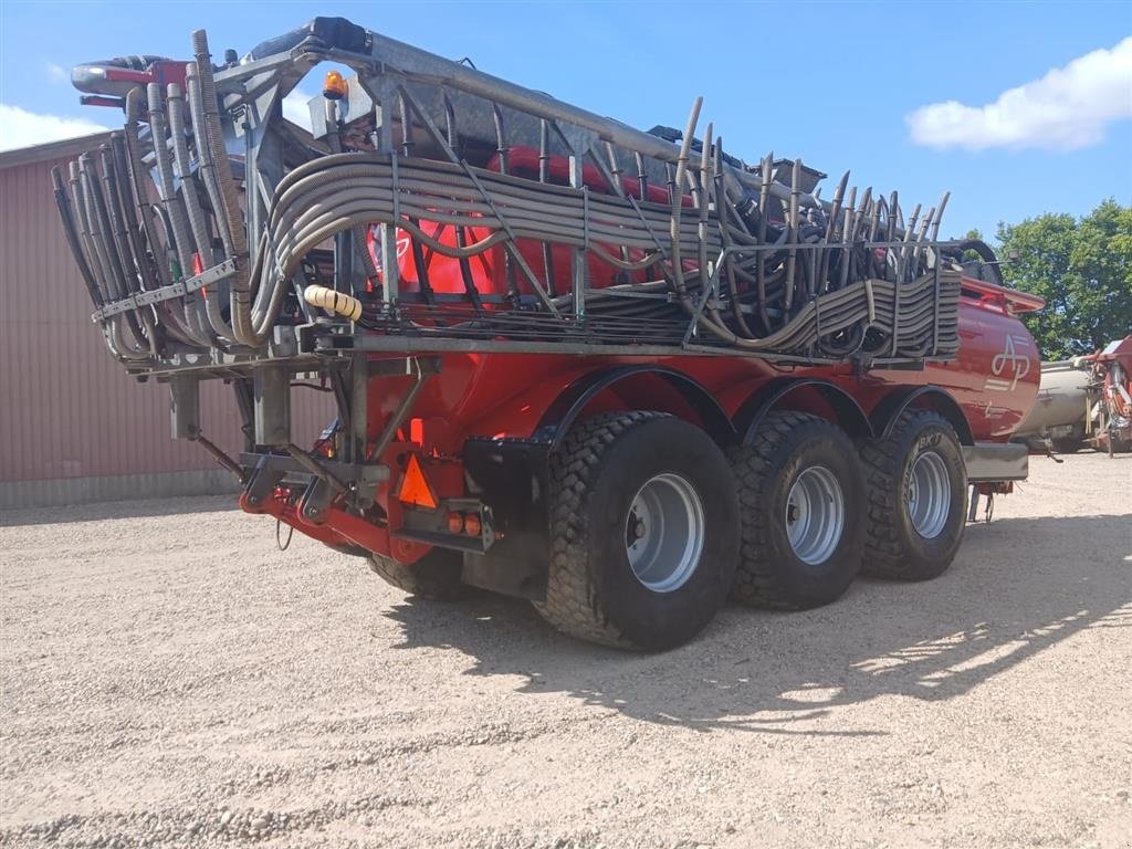 Pumpfass типа AP GV 25  m. 24 meter AP slangebom, Gebrauchtmaschine в Nykøbing Mors (Фотография 10)