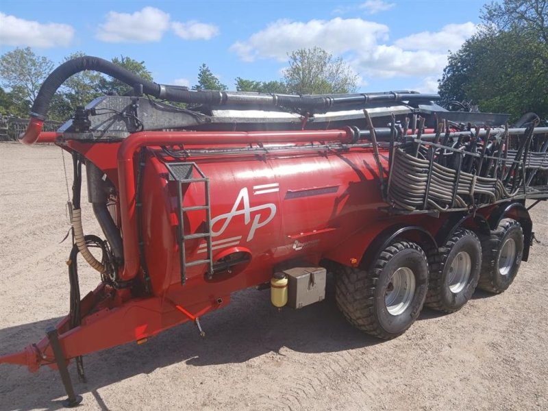 Pumpfass des Typs AP GV 25  m. 24 meter AP slangebom, Gebrauchtmaschine in Nykøbing Mors (Bild 1)