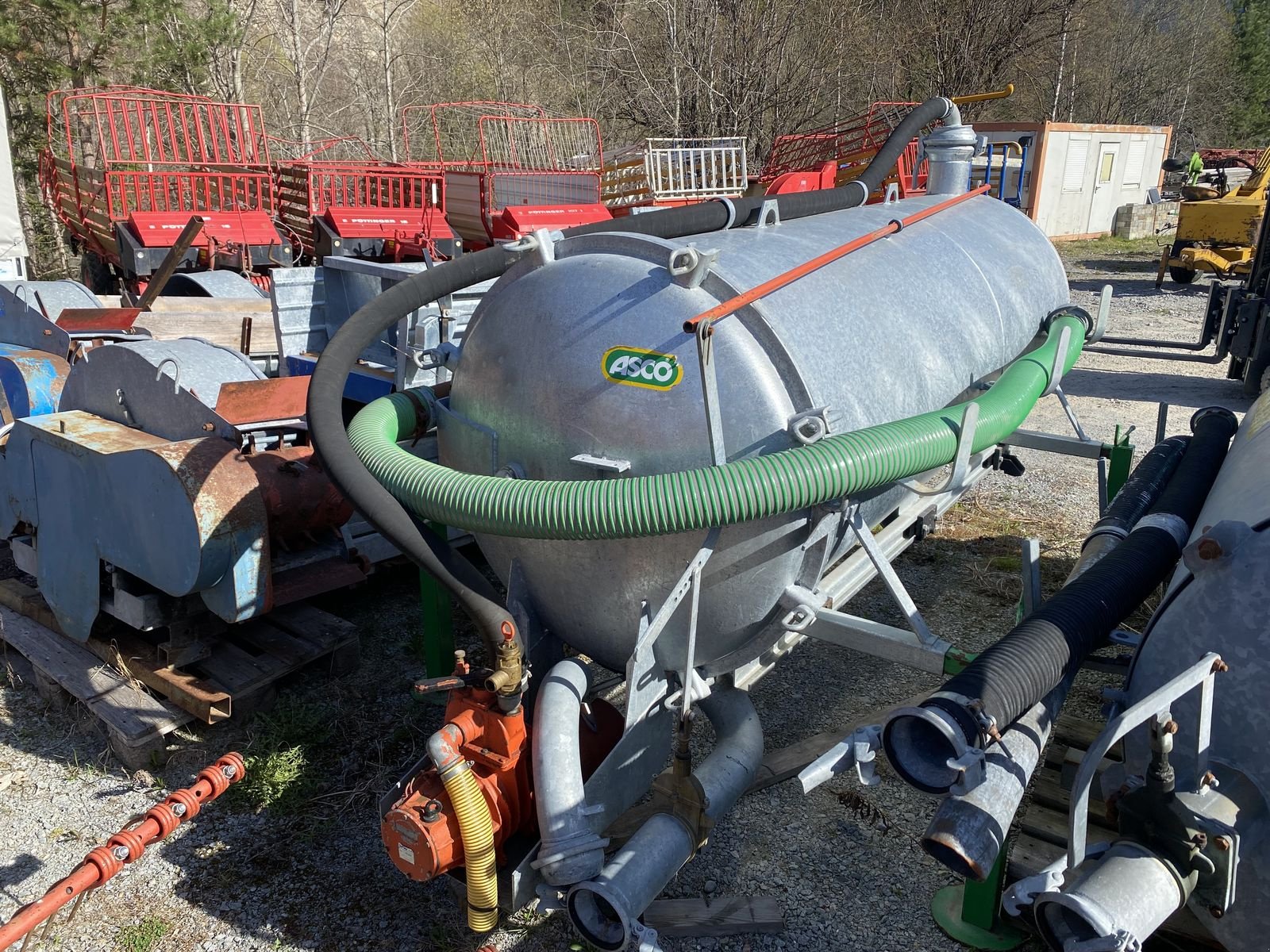 Pumpfass del tipo ASCO Vacuumfass 2100, Gebrauchtmaschine en Ried im Oberinntal (Imagen 1)