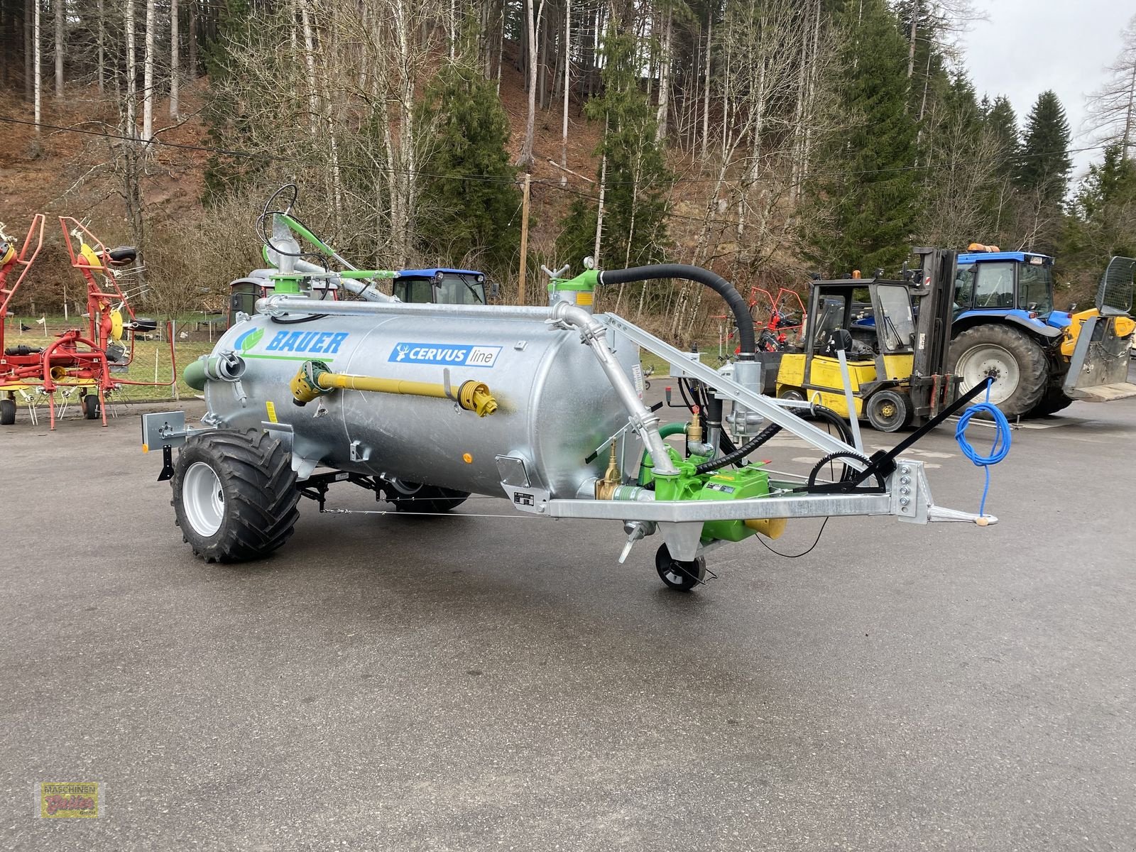 Pumpfass des Typs Bauer Kombifass K 31 Einachs mit Werfer, Neumaschine in Kötschach (Bild 9)