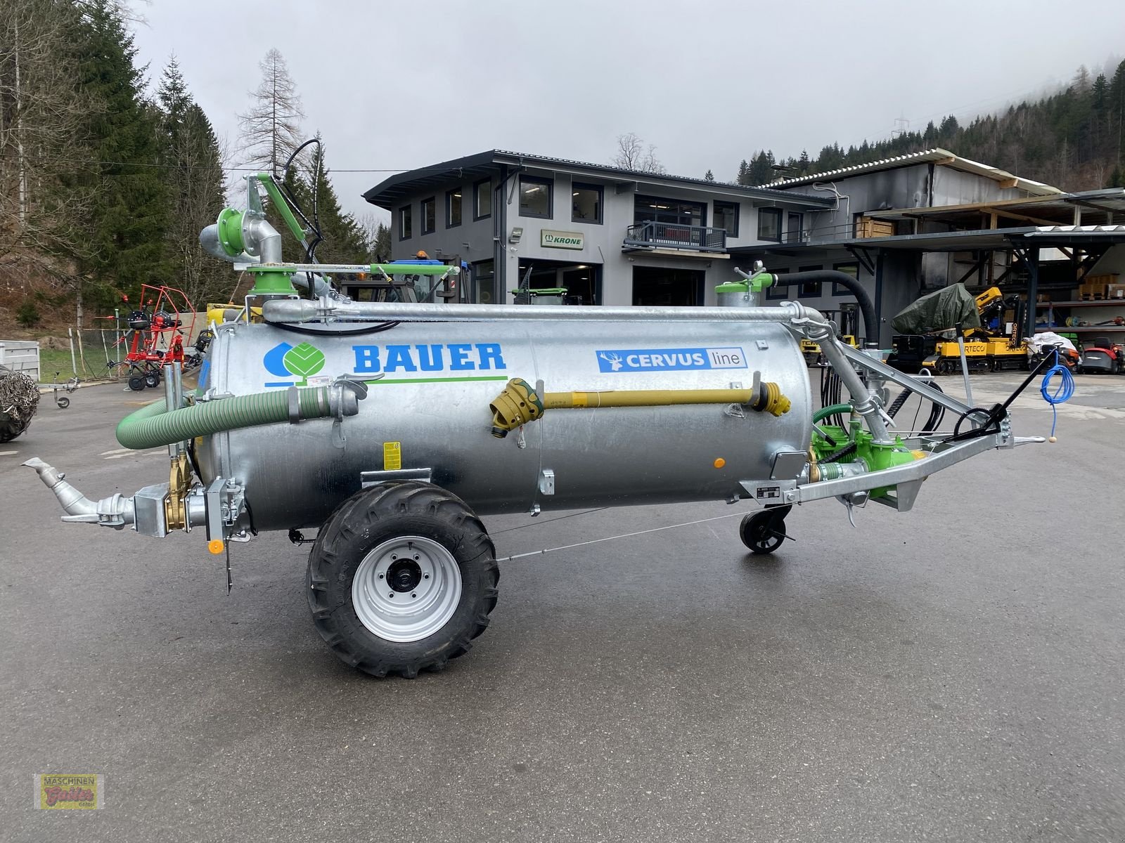 Pumpfass des Typs Bauer Kombifass K 31 Einachs mit Werfer, Neumaschine in Kötschach (Bild 8)