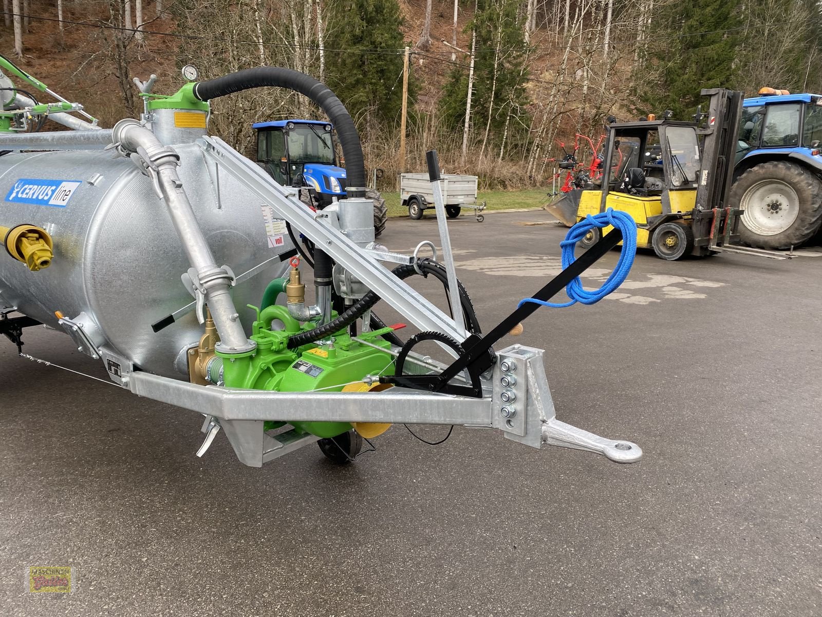 Pumpfass des Typs Bauer Kombifass K 31 Einachs mit Werfer, Neumaschine in Kötschach (Bild 10)