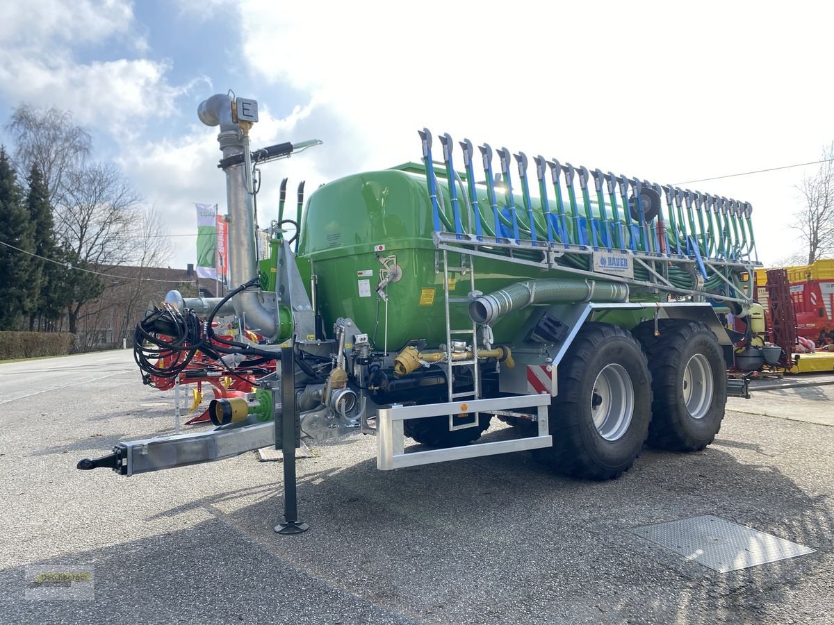 Pumpfass typu Bauer Poly 141 + Bomech Speedy 15 m, Neumaschine v Senftenbach (Obrázek 1)