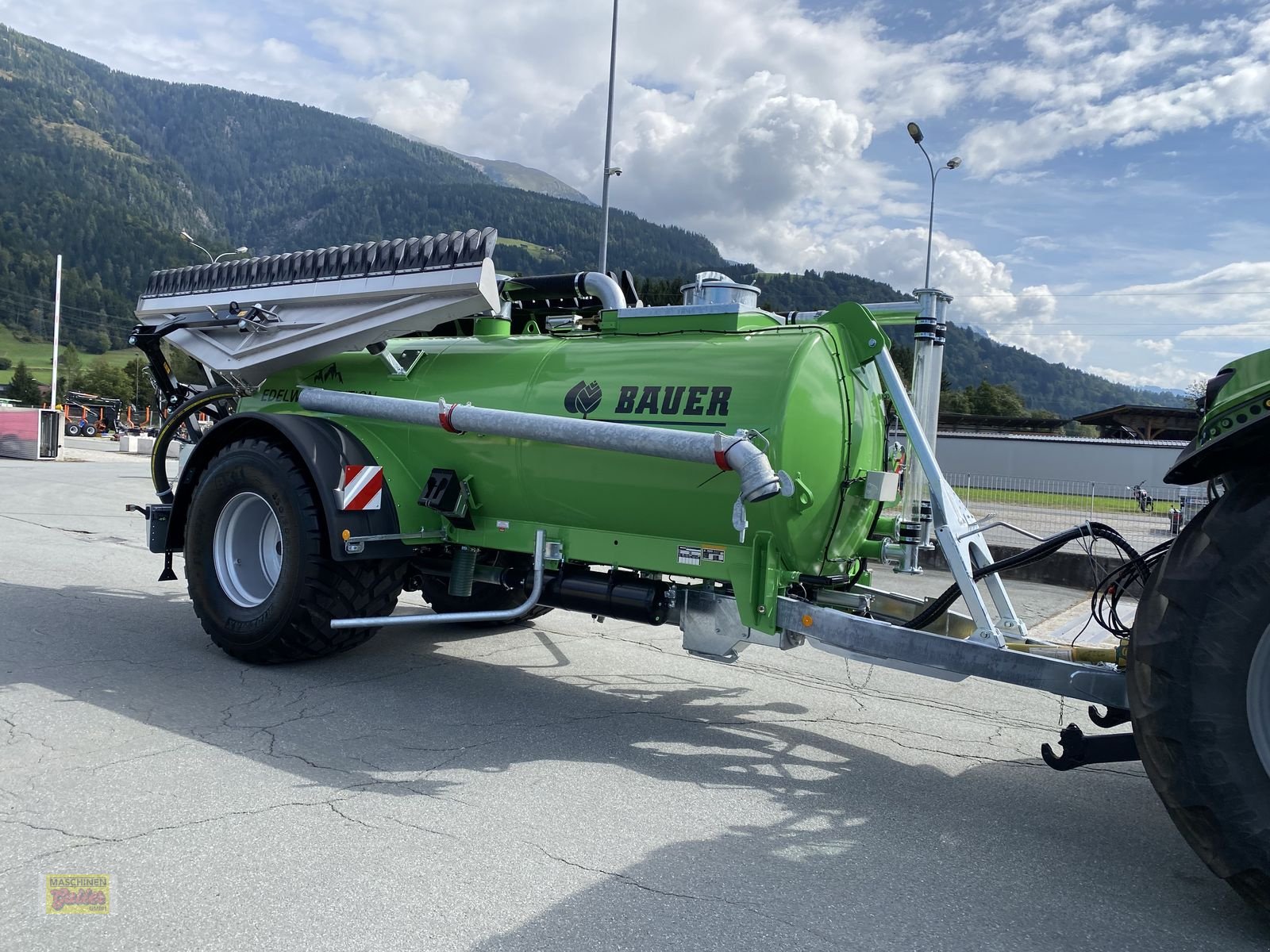 Pumpfass of the type Bauer PTW 9E Edelweiss Pumpfass mit Schleppfix SFA 9, Neumaschine in Kötschach (Picture 18)