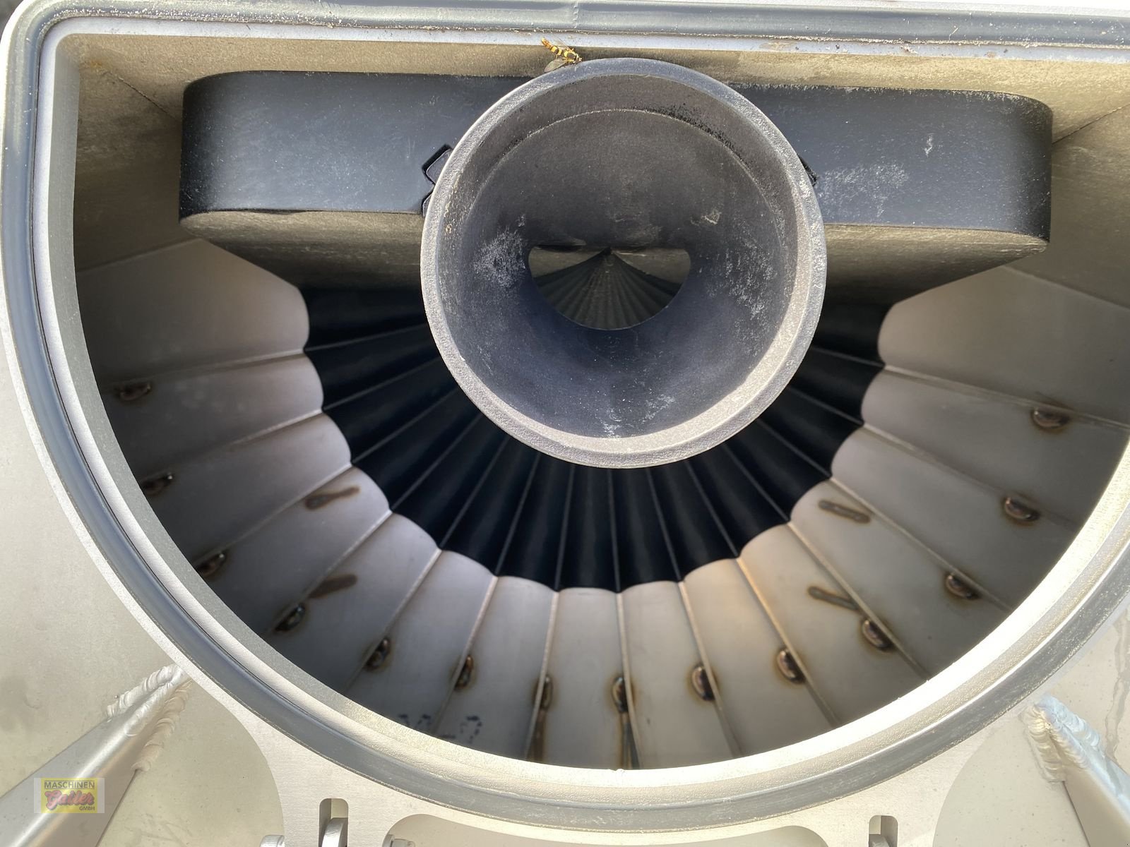 Pumpfass of the type Bauer PTW 9E Edelweiss Pumpfass mit Schleppfix SFA 9, Neumaschine in Kötschach (Picture 28)