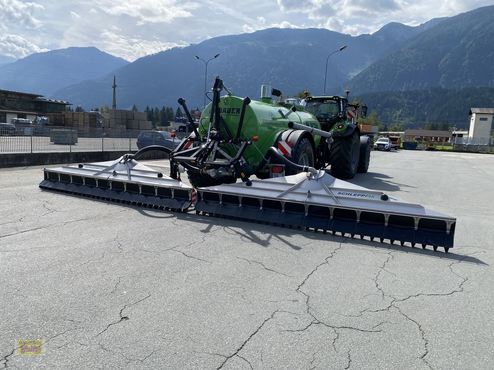 Pumpfass of the type Bauer PTW 9E Edelweiss Pumpfass mit Schleppfix SFA 9, Neumaschine in Kötschach (Picture 25)