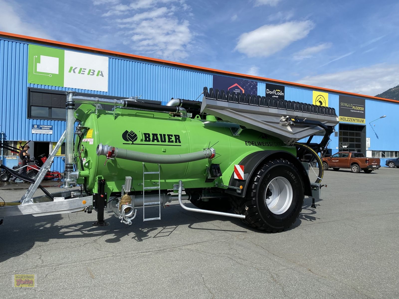 Pumpfass of the type Bauer PTW 9E Edelweiss Pumpfass mit Schleppfix SFA 9, Neumaschine in Kötschach (Picture 30)