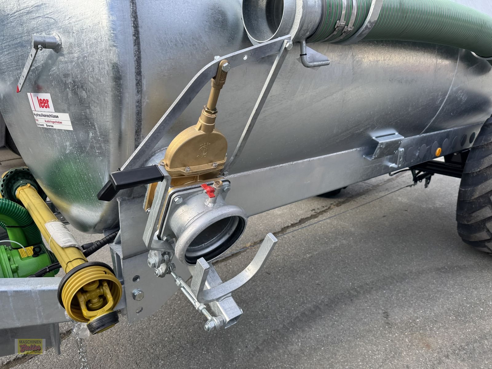 Pumpfass of the type Bauer V63 Vakuumfass mit 6250 Liter Inhalt, Neumaschine in Kötschach (Picture 17)