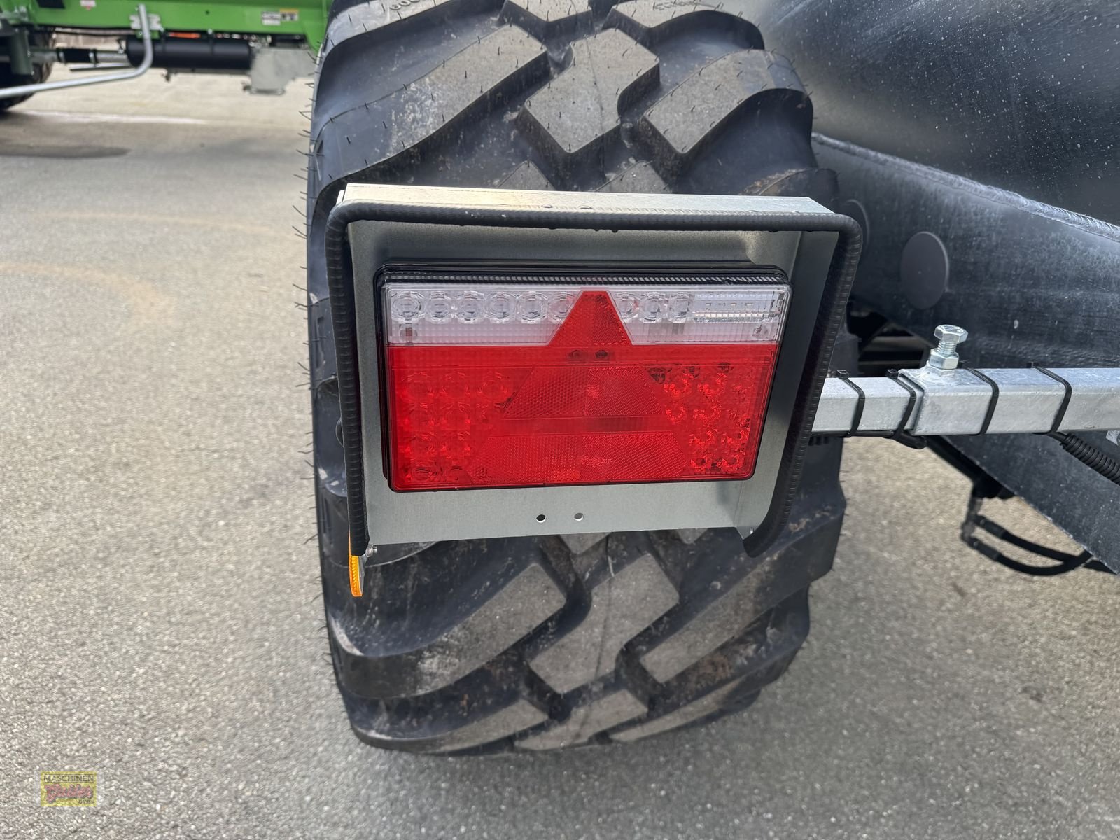 Pumpfass of the type Bauer V63 Vakuumfass mit 6250 Liter Inhalt, Neumaschine in Kötschach (Picture 20)