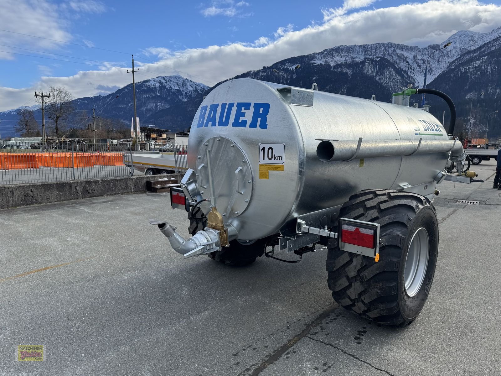 Pumpfass of the type Bauer V63 Vakuumfass mit 6250 Liter Inhalt, Neumaschine in Kötschach (Picture 4)