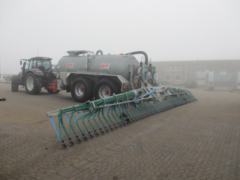 Pumpfass des Typs Briri PTW 16700 Bomech Farmer, Gebrauchtmaschine in Konradsreuth (Bild 18)
