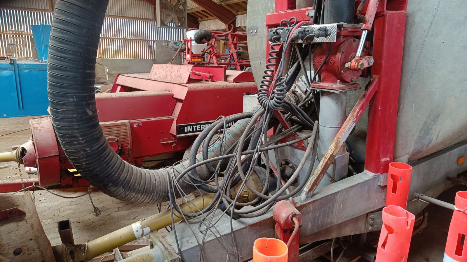 Pumpfass typu Bs Vogenen 16 tons - galvaniseret Med 12/16 meter bom, pumpekran & flowmeter, Gebrauchtmaschine v Egtved (Obrázek 4)