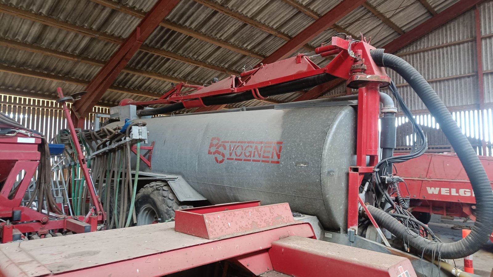 Pumpfass typu Bs Vogenen 16 tons - galvaniseret Med 12/16 meter bom, pumpekran & flowmeter, Gebrauchtmaschine v Egtved (Obrázek 2)