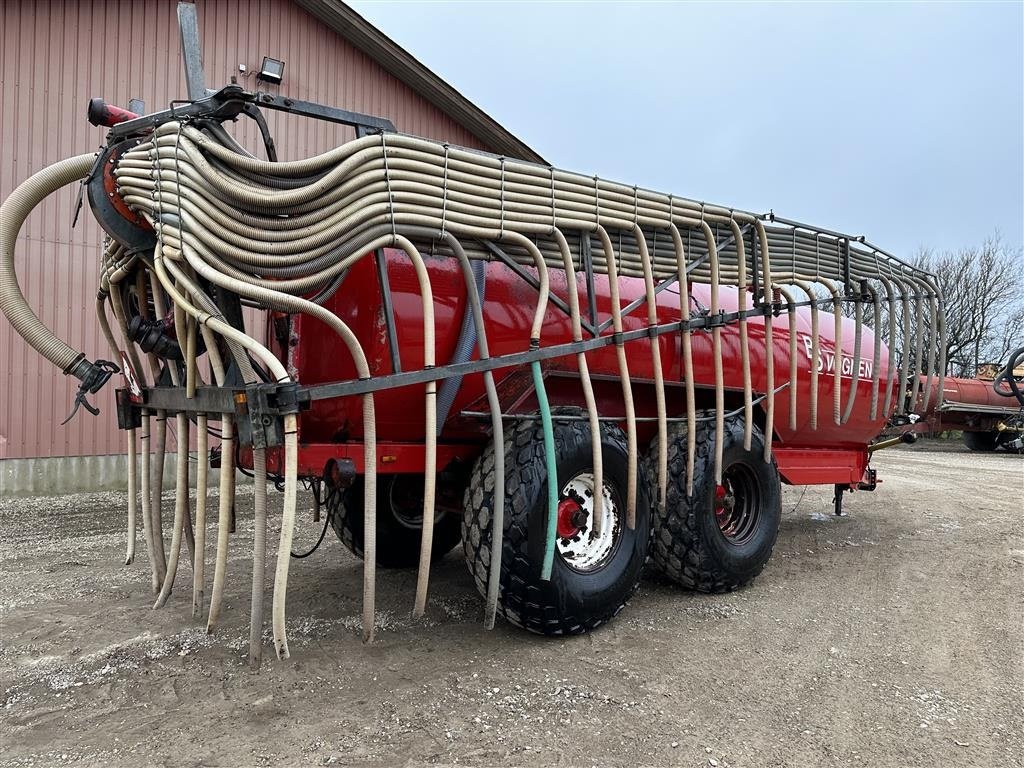 Pumpfass typu Bs Vogenen 20 tons Boggie m/Harsø 20m slangebom, Gebrauchtmaschine v Nykøbing Mors (Obrázek 3)