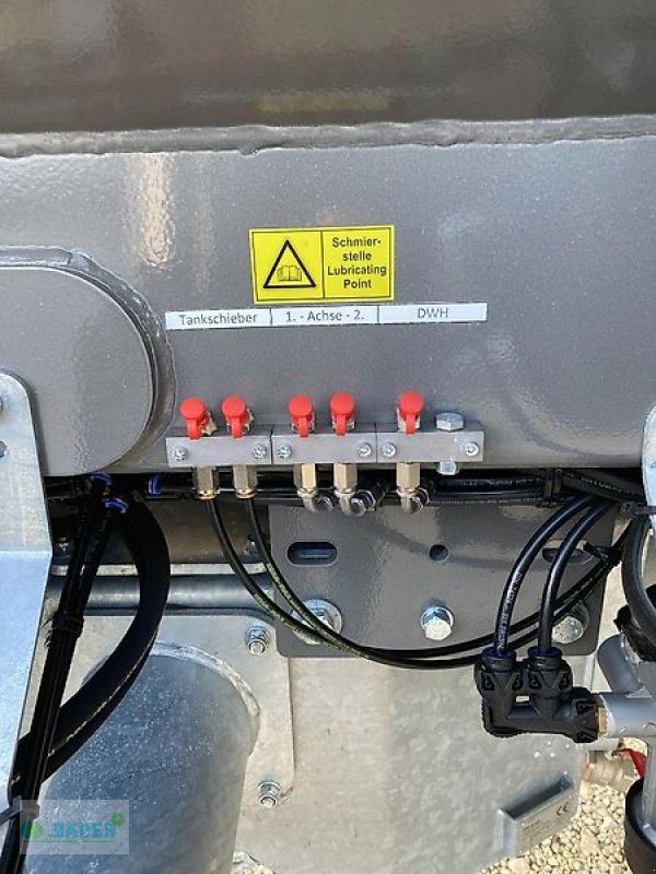 Pumpfass des Typs Eckart Cervus Base 140 Stahlfass inkl. Vogelsang 15m Schleppschuh, Neumaschine in Ahlen (Bild 10)