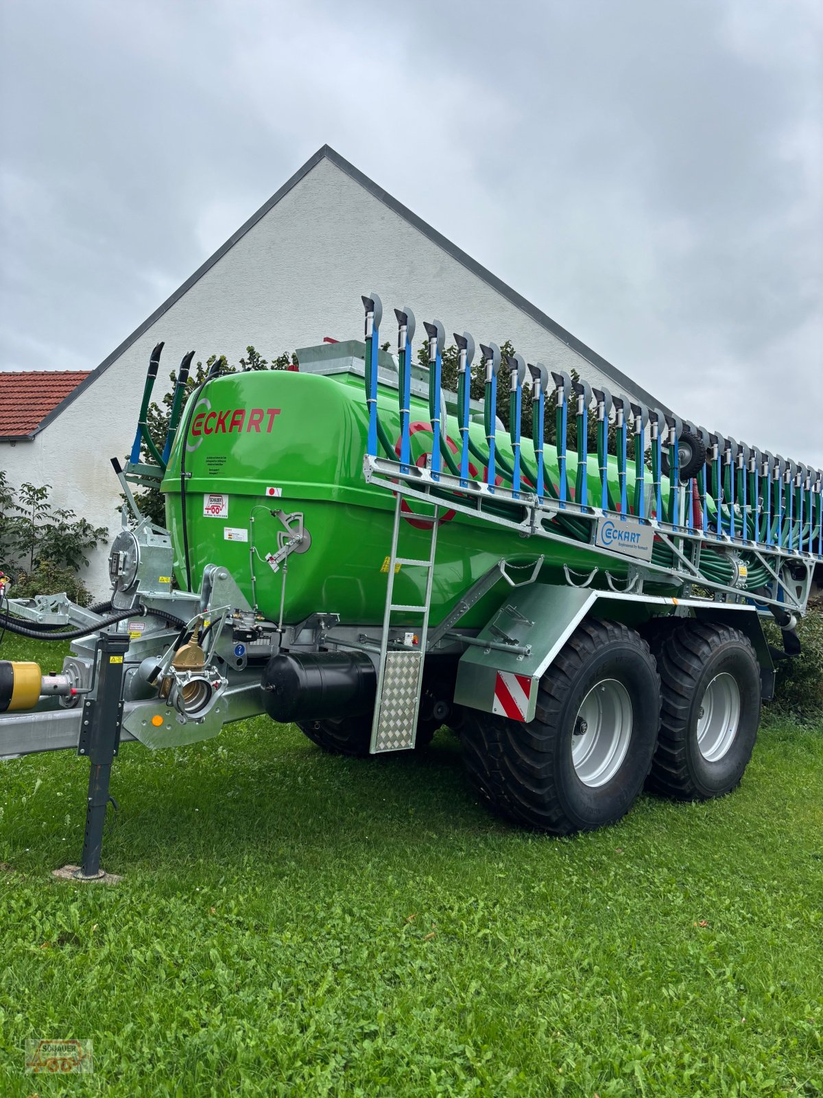 Pumpfass des Typs Eckart Lupus 131+, Neumaschine in Pfettrach bei Landshut (Bild 5)