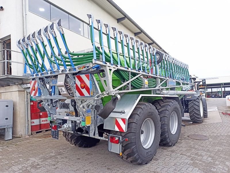 Pumpfass des Typs Eckart LUPUS 131+ Tandempumpfass, Neumaschine in St. Marienkirchen (Bild 3)