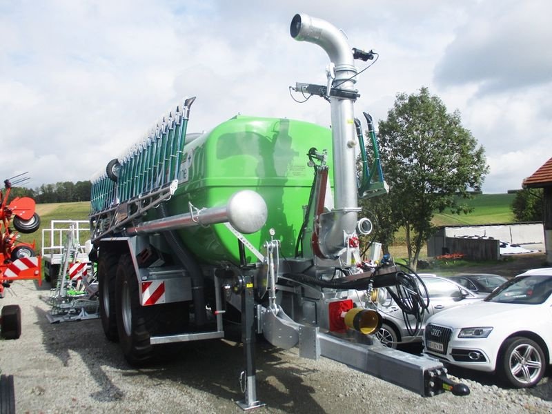 Pumpfass des Typs Eckart Lupus 141+ Tandempumpfass, Neumaschine in St. Marienkirchen (Bild 3)