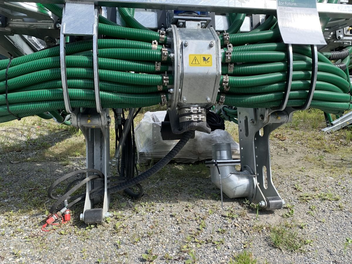 Pumpfass des Typs Farmtech Schleppschuhverteiler Condor 9.0, Neumaschine in Eben (Bild 7)