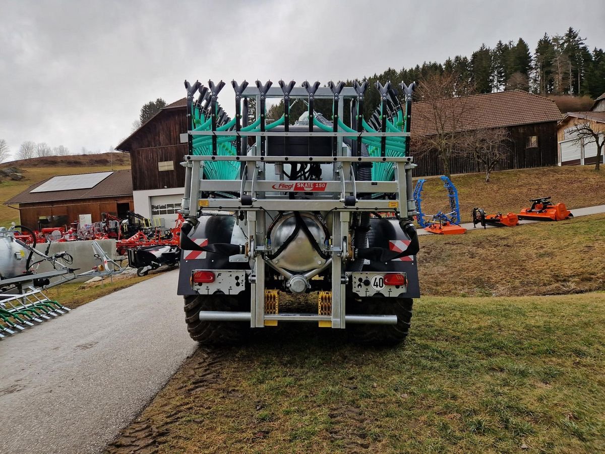 Pumpfass del tipo Fliegl PFW 12000 DUO Line Plus + SKATE 150 2.0, Neumaschine In Grünbach (Immagine 4)