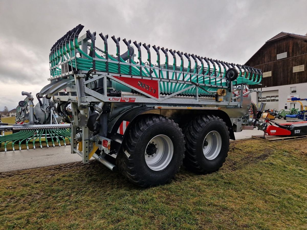 Pumpfass del tipo Fliegl PFW 12000 DUO Line Plus + SKATE 150 2.0, Neumaschine In Grünbach (Immagine 5)