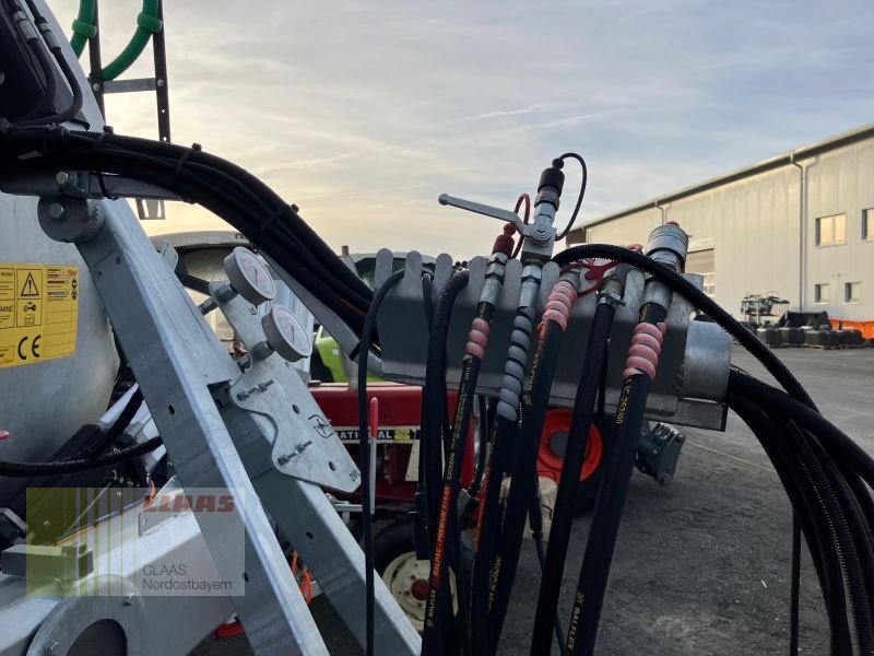 Pumpfass des Typs Fliegl PFW 12000 DUO LINE+ SKATE 150, Neumaschine in Hollfeld (Bild 17)