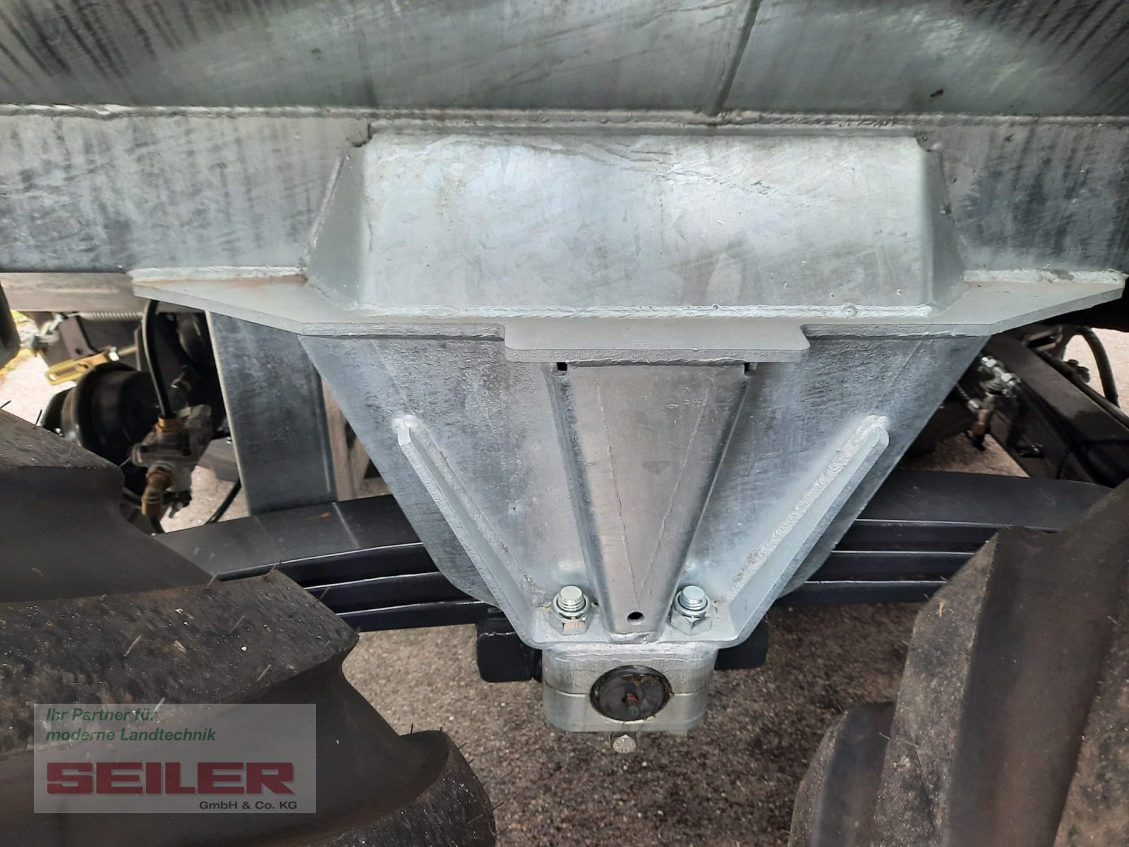 Pumpfass typu Fliegl PFW 12000 Maxx Line Tandem + Skate 150 12m³ / 15 m, Neumaschine v Ansbach (Obrázek 11)