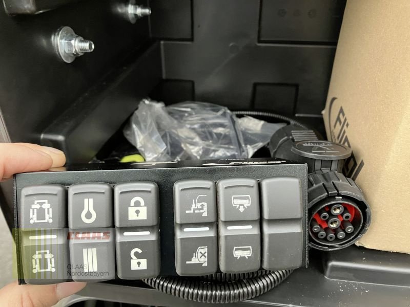 Pumpfass des Typs Fliegl PFW 8600 MAXX LINE 1-ACHS, Neumaschine in Cham (Bild 18)