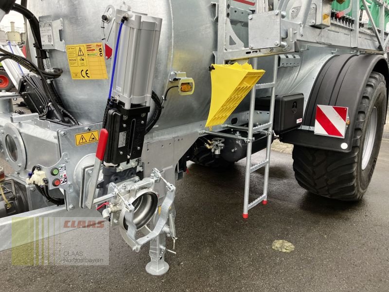 Pumpfass des Typs Fliegl PFW 8600 MAXX LINE 1-ACHS, Neumaschine in Cham (Bild 13)