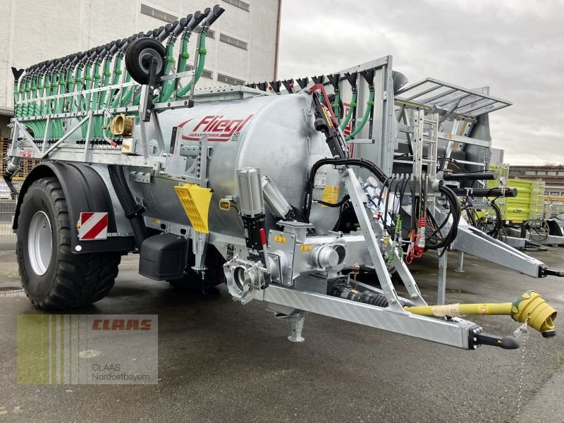 Pumpfass des Typs Fliegl PFW 8600 MAXX LINE 1-ACHS, Neumaschine in Cham (Bild 1)