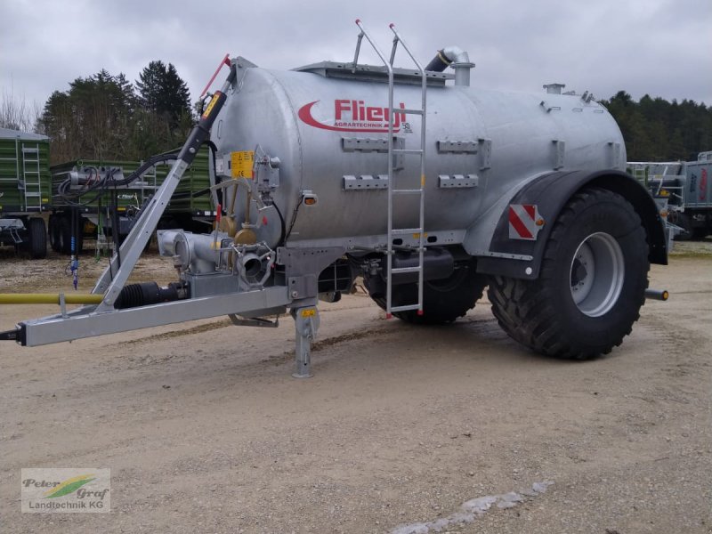 Pumpfass Türe ait Fliegl PFW 8600 MAXX-Line Einachs, Neumaschine içinde Pegnitz-Bronn