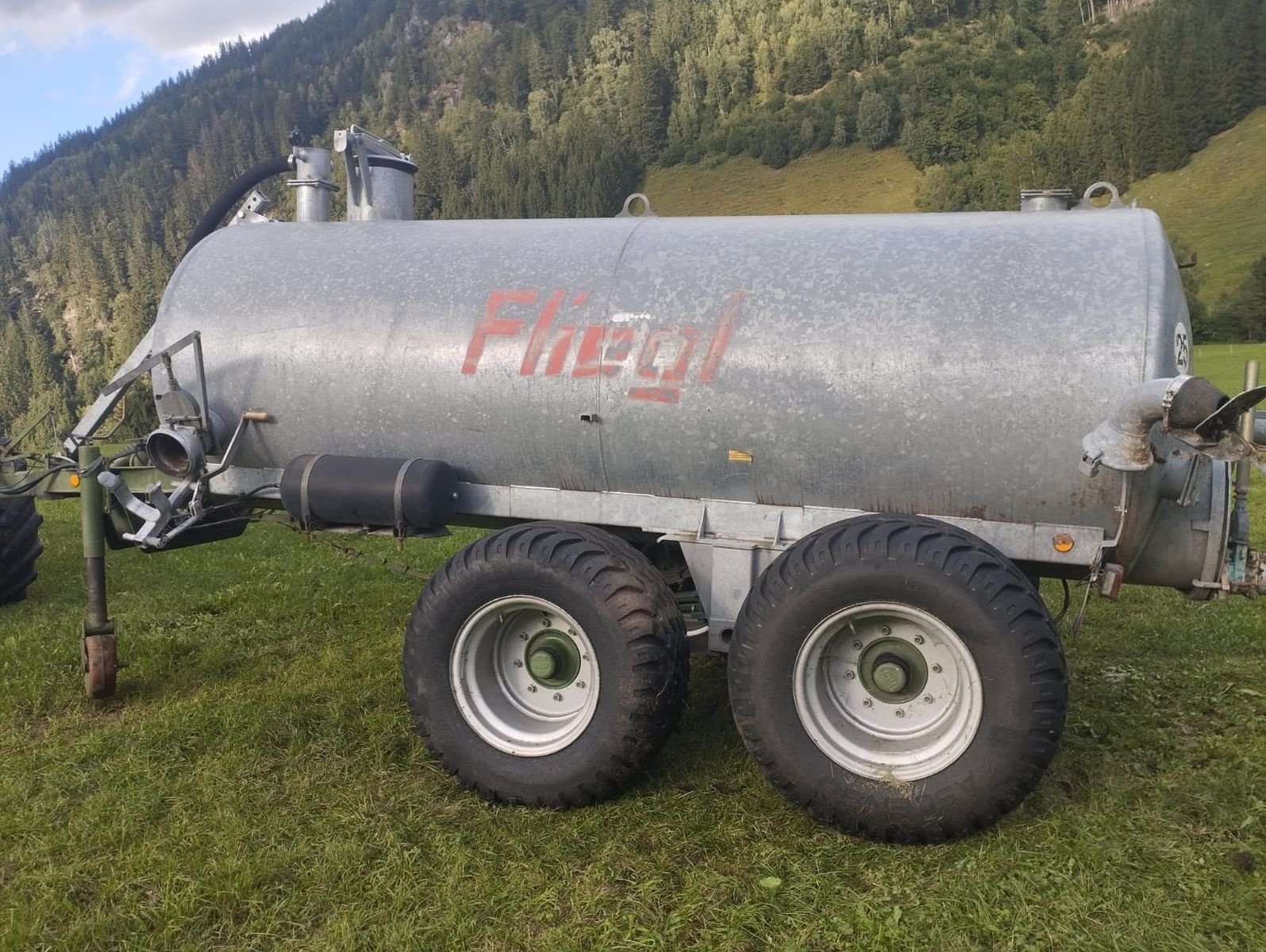 Pumpfass del tipo Fliegl Sonstiges, Gebrauchtmaschine In Burgkirchen (Immagine 1)