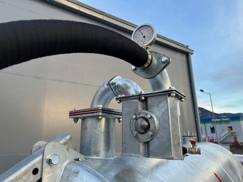 Pumpfass des Typs Fliegl Vakuumfass 3000l Jumbo Line Güllefass, Neumaschine in Tamsweg (Bild 7)