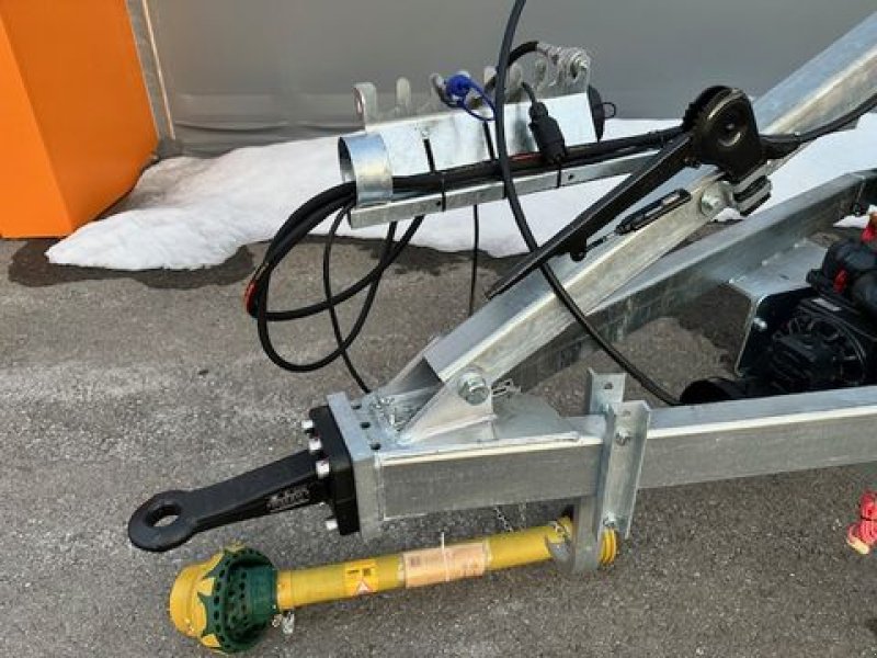 Pumpfass des Typs Fliegl Vakuumfass 3000l Jumbo Line Güllefass, Neumaschine in Tamsweg (Bild 3)