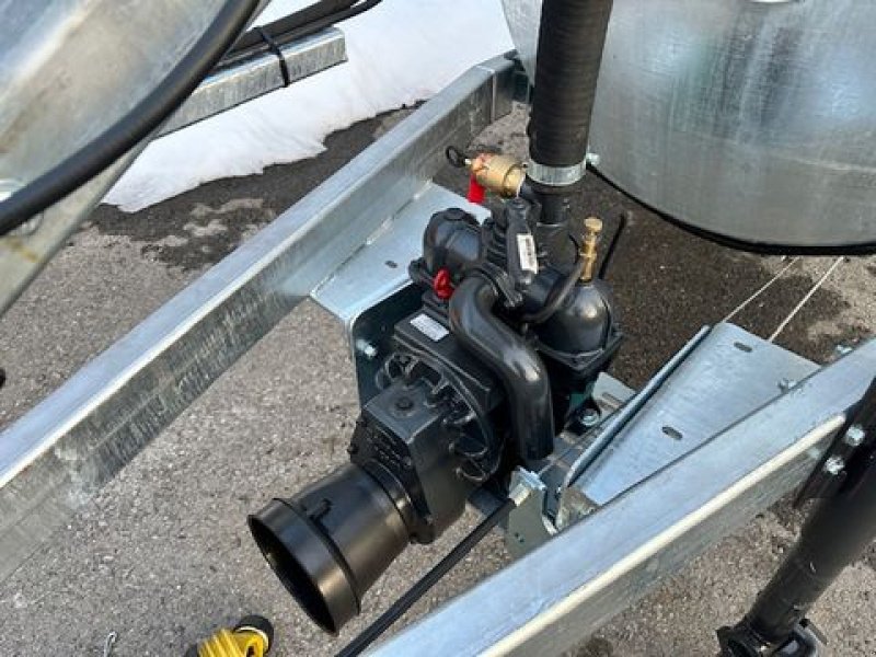 Pumpfass des Typs Fliegl Vakuumfass 3000l Jumbo Line Güllefass, Neumaschine in Tamsweg (Bild 4)