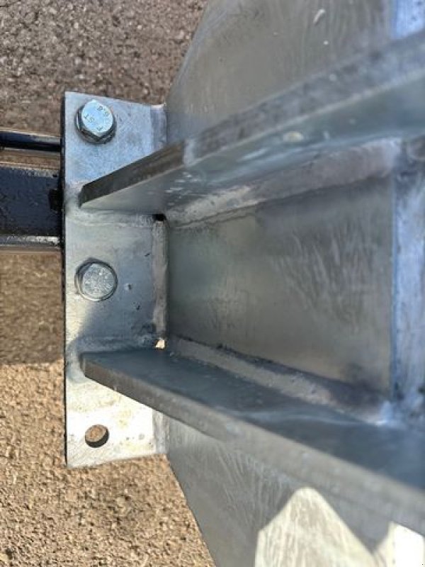 Pumpfass del tipo Fliegl Vakuumfass 4000l Jumbo Line Güllefass, Neumaschine en Tamsweg (Imagen 13)