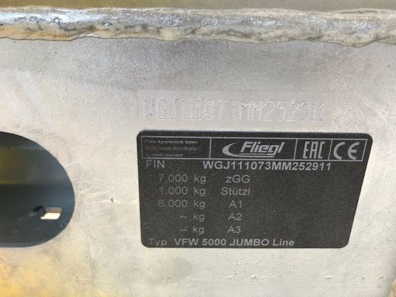 Pumpfass des Typs Fliegl Vakuumfass 5000l Jumbo Line Güllefass, Neumaschine in Tamsweg (Bild 7)