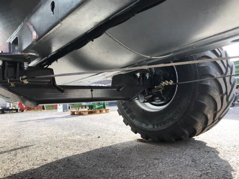 Pumpfass des Typs Fliegl Vakuumfass 6200l Jumbo Line Güllefass, Neumaschine in Tamsweg (Bild 8)