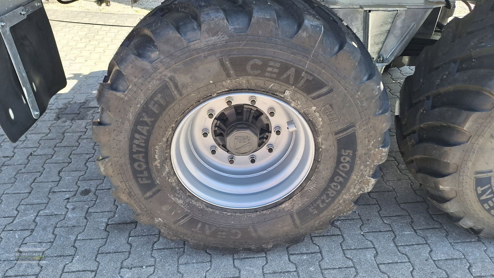 Pumpfass of the type Fliegl VFW 14000 MaxxLine, Neumaschine in Gampern (Picture 15)