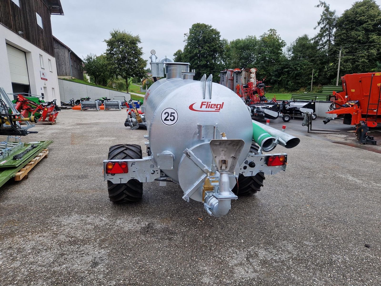 Pumpfass typu Fliegl VFW 4000 Jumbo Line, Neumaschine v Grünbach (Obrázek 6)