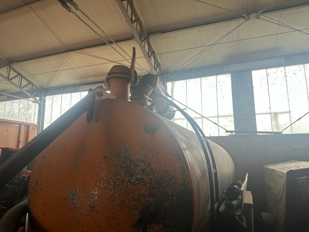 Pumpfass des Typs Fuchs Pumpfass gefedert 10.000 Liter, Gebrauchtmaschine in Schutterzell (Bild 1)