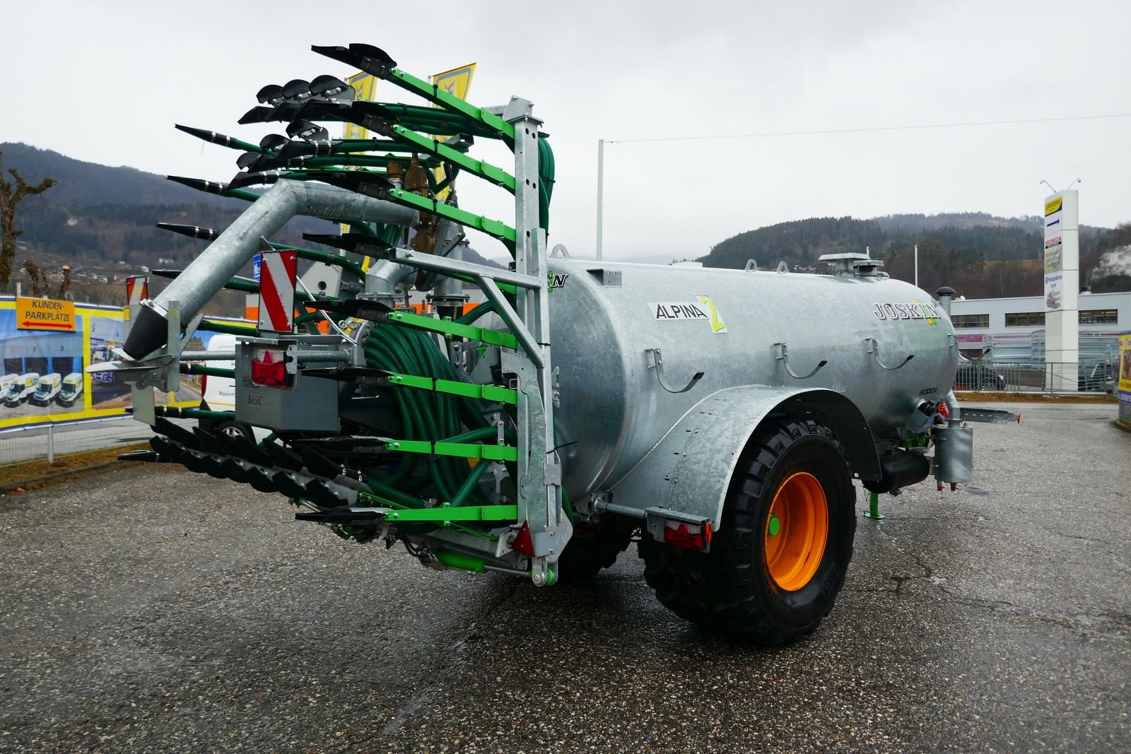 Pumpfass del tipo Joskin Alpina 2 8000 + Pendislide Basic 75/30, Gebrauchtmaschine In Villach (Immagine 2)