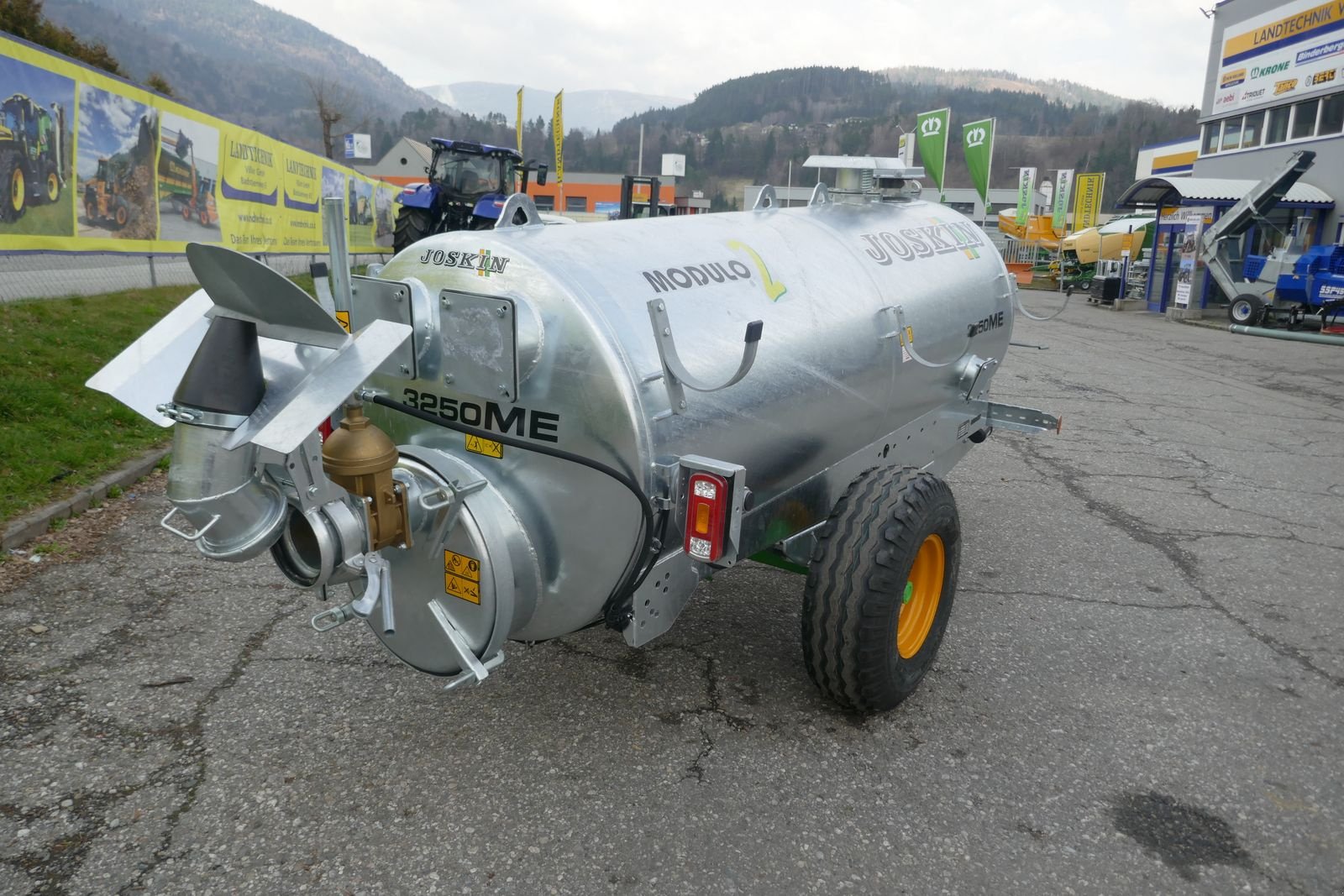 Pumpfass του τύπου Joskin Modulo 2 3250 ME, Gebrauchtmaschine σε Villach (Φωτογραφία 3)