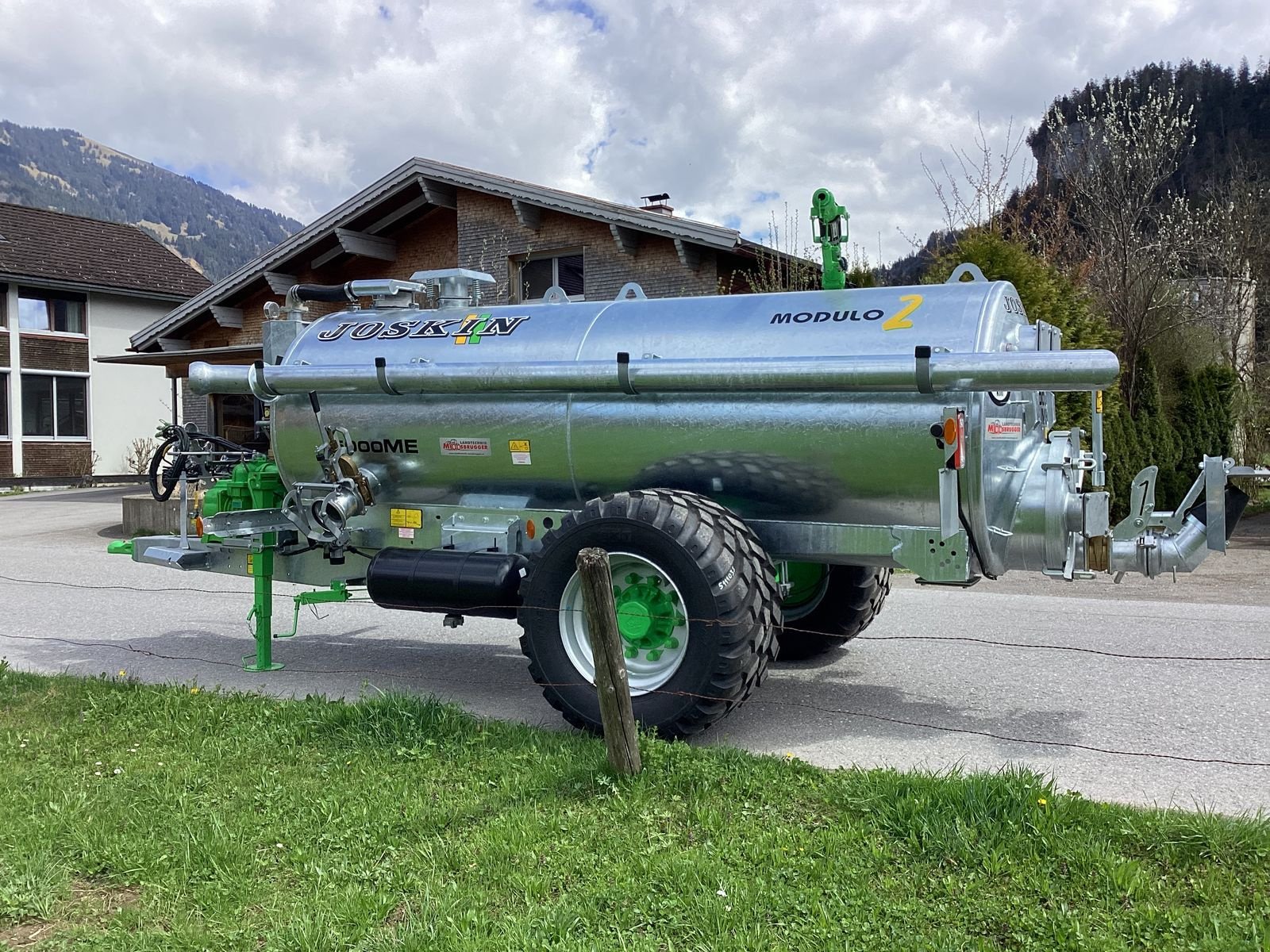 Pumpfass of the type Joskin Modulo 2 Kombifaß, Neumaschine in Bezau (Picture 31)