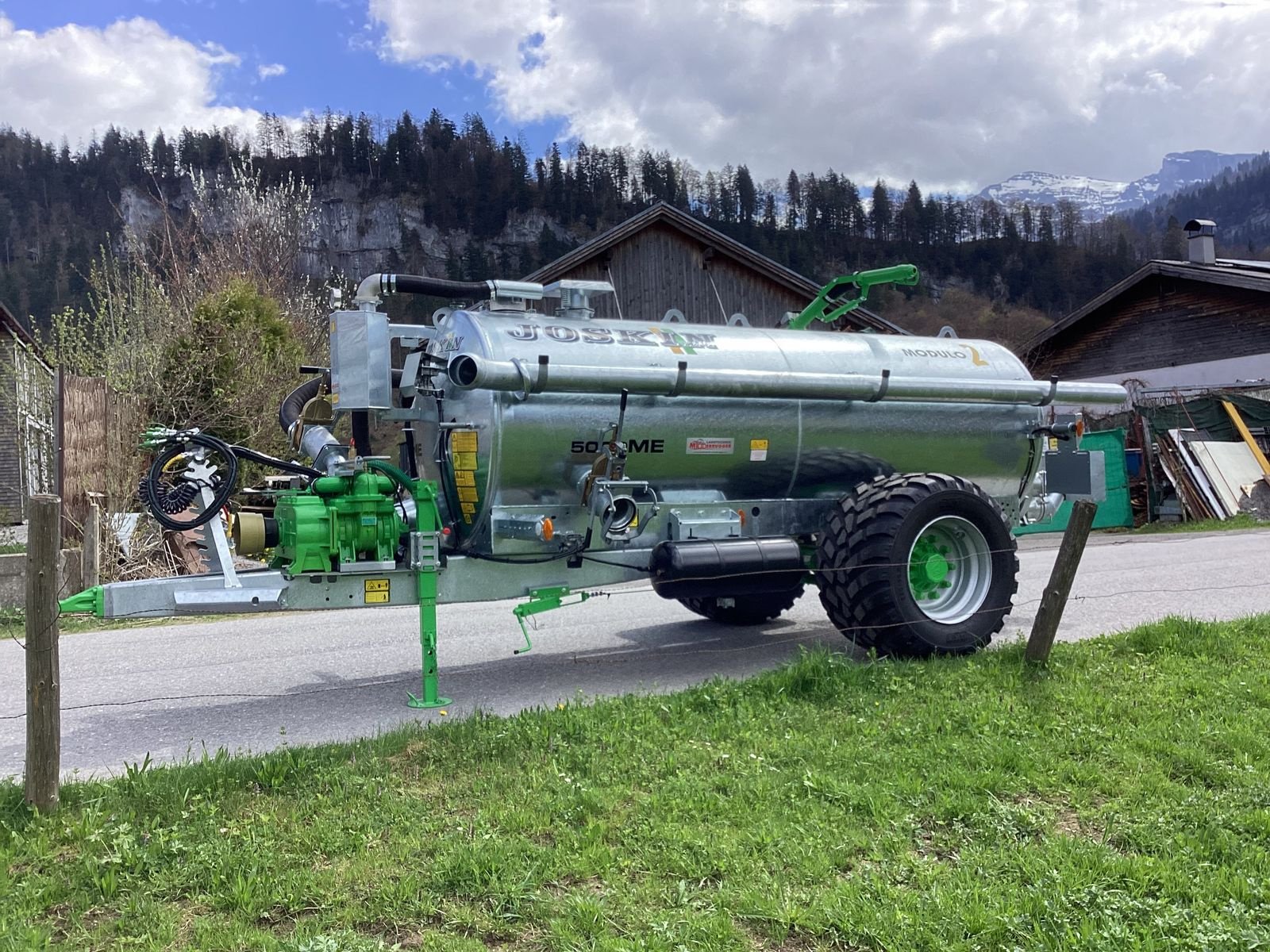 Pumpfass of the type Joskin Modulo 2 Kombifaß, Neumaschine in Bezau (Picture 28)